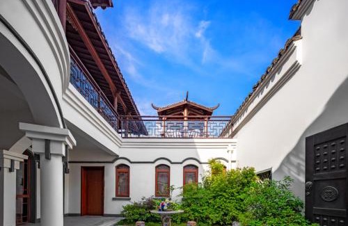 Nanxun Qu Hotel | Nanxun Boyang New Century Mingting Resort Hotel