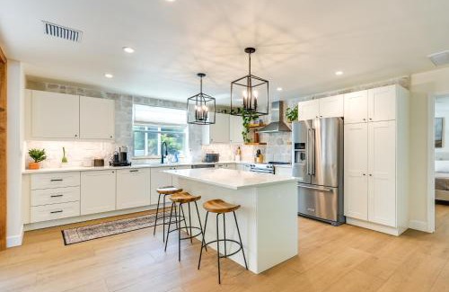 Naples House | Naples Duplex Home with Private Pool and Lanai!