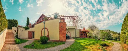 Orfu Apartment | Naposdombi Apartmanok