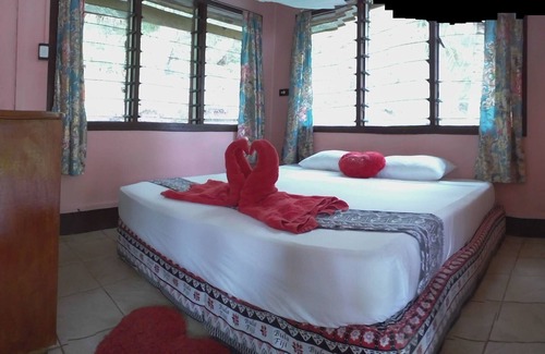Wayasewa Island Hotel | Naqalia Lodge