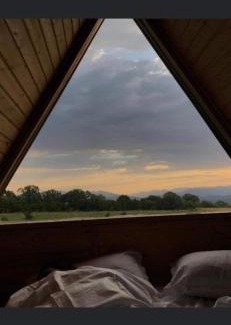 Tsilkani Ski Chalet | Narnia Cottages