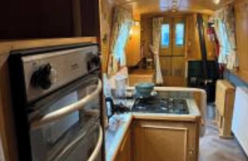 The Westside Boat Rental | Narrowboat in Birmingham City