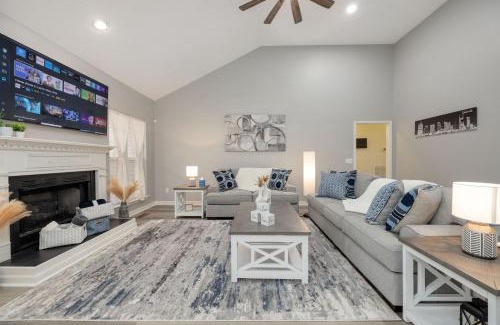 Nashville House | Nashville Getaway - Spacious & Comfortable! Guests Love It!