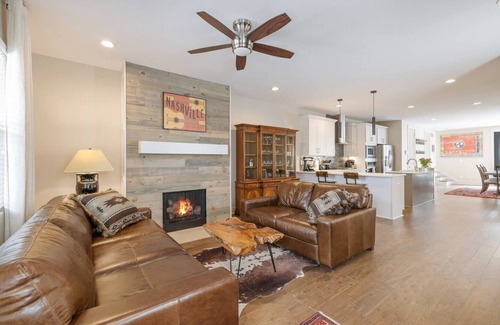 North Nashville House | Nashville Welcome Inn