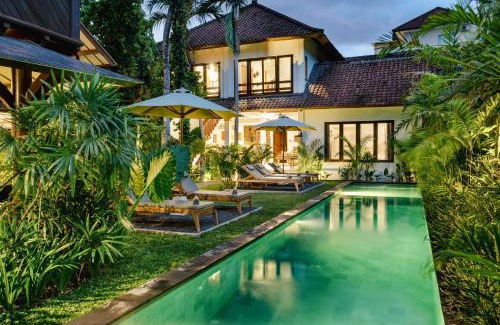 North Legian Villa | Nativ Living Villa Legian 6BR Villa 16px Big Group Walk to 66 Beach