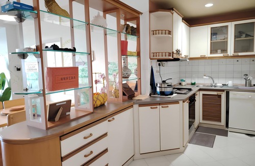 Kampung Surabaya Apartment | Natol Homestay-Riverbank Suites High Rise City Centre