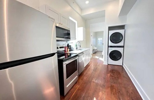 West Riverside House | Natural Beautiful Home -15 Mins to French Quarter!