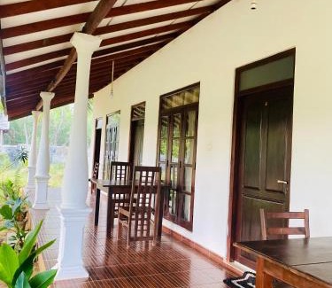 Inamaluwa Bed & Breakfast | Nature Lodge