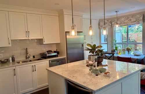 District of North Vancouver House | Nature retreat: beach and ski. Luxury large Master bedroom w/private en-suite.