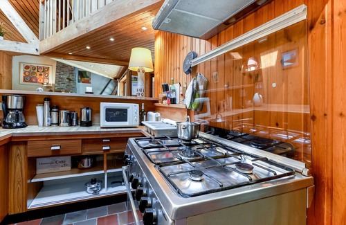 Lignieres Cottage | Nature retreat for families