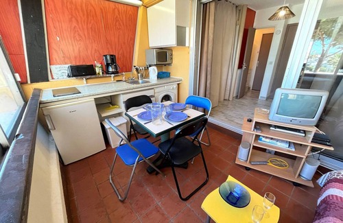 Naturist Village Apartment | Naturist studio with parking in Cap d'Agde, near the beach
