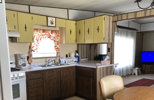 Naturita House | Naturita River Walk- Cute mobile home in the center of Naturita.