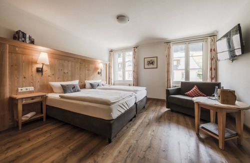 Muggenbrunn Hotel | Naturparkhotel Grüner Baum
