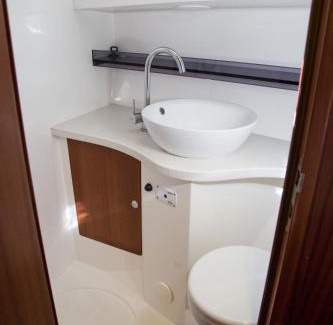 Gizycko Boat Rental | Nautiner 40