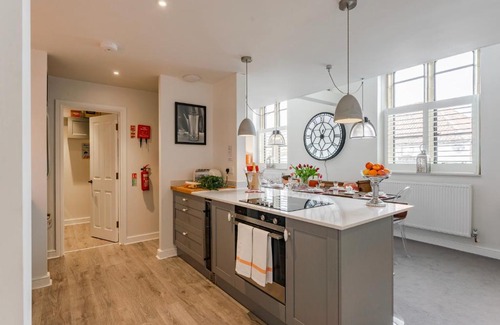 Fakenham House | Nave House - Norfolk Cottage Agency