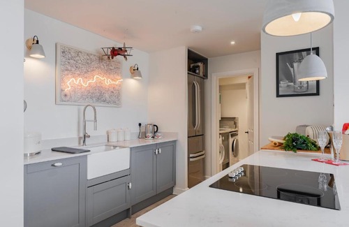 Fakenham House | Nave House - Norfolk Cottage Agency