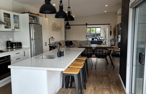 Cooks Beach House | nBeautiful Cooks Beach family retreat - your home away from homen