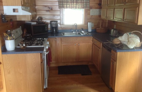 Hudson Cottage | near Acadia, Bar Harbor and Booth Bay