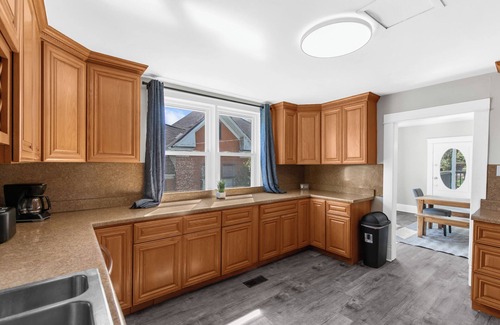 Birmingham Hotel | Near CrossPlex & Legion Field