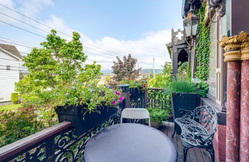 Scranton House | Near Downtown Scranton Getaway with Patio