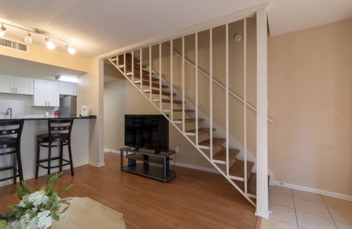 Ellendale Condo | Near Germantown - 30 day minimum