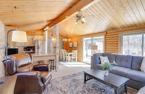 Breezy Point Cabin | Near Golf & Pelican Lake: Log Cabin w/Deck!