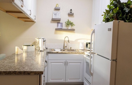 Cascade Apartment | Near I5, Airport