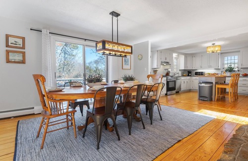 East Dennis House | Near Mayflower! Pool & Hottub! Dogs OK! Slps 10!