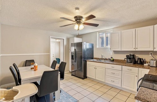 Ogden House | Near Ogden Trail & Parks, Central Location