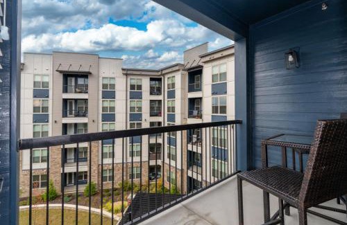Crestline Heights Apartment | Near Shops Restaurants & Grandview Med Ctr