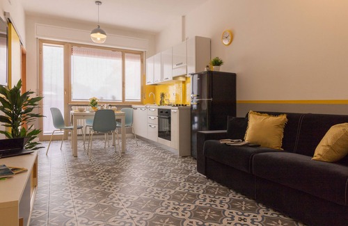 Martinsicuro Apartment | NEAR THE SEA WITH TERRACE AND PARKING SPACE
