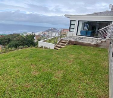 Herolds Bay House | Nearby Herolds Bay Self-Catering Guest House