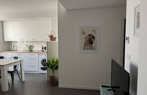 Jaen Condo | Neck 31.
