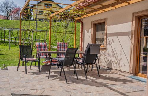 Trnovska Apartment | Nedelkova Zidanca