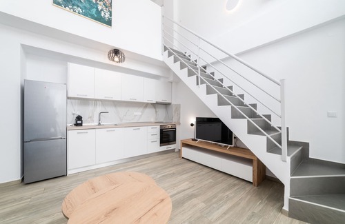 Paralia Ofryniou Hotel | Nefeli and Nefeli Luxury Residential Complexes