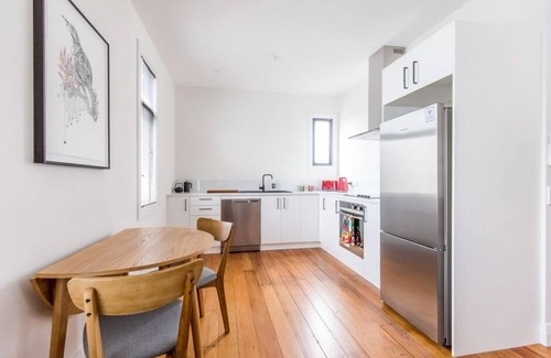 Nelson City Centre Apartment | Nelson City Centre Apartment 3 - Stylish apartment in the city center!