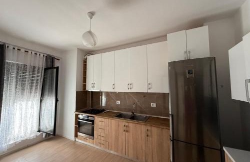 Kamez Apartment | Nene Tereza Airport Apartment