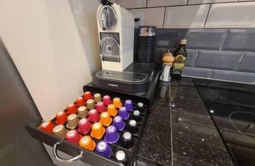 Luton Apartment | Neon Heights 2 bed Luton town centre