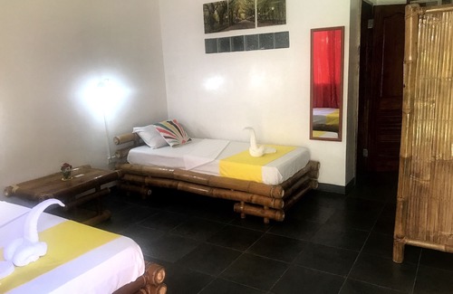 Santander Bed & Breakfast | Neptune Diving Resort Santander