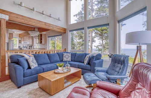 Neskowin House | Neskowin Lookout