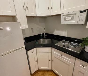 NoMad Apartment | Nest Apartment Herald Square studio #8