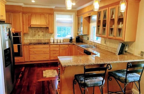 Orangeburg House | Nestled between historic Charleston and Columbia.