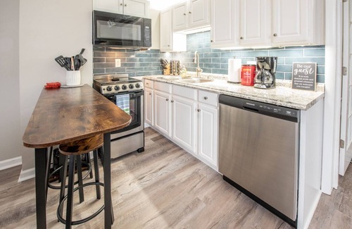 Smithville Apartment | Nestled in the heart of downtown Smithville, MO