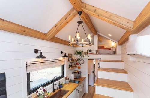 Alexander House | Nestled in the mountains, this cozy tiny home is 15 minutes to Asheville.