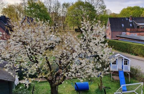 Nottensdorf Apartment | NEU! Ferienwohnung Alleweltchen mit Balkon