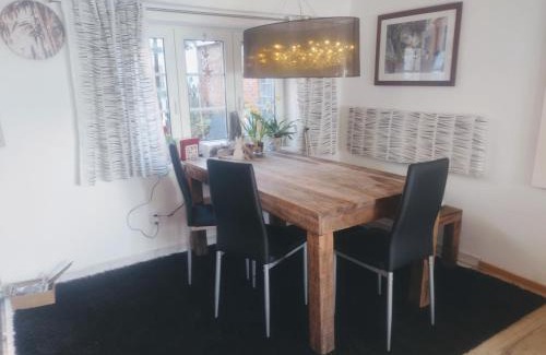 Oberndorf House | NEU! Haus am Schifferstieg