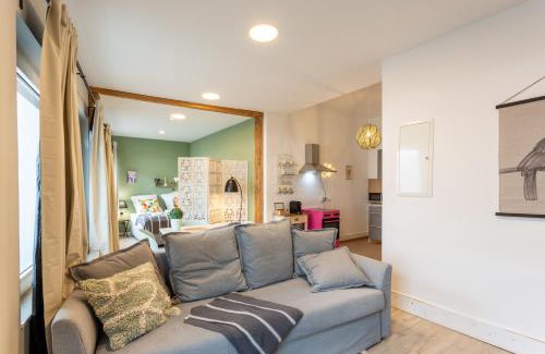 Leverkusen Apartment | NEU! LEVEL22! Komfort & Stil in Leverkusen