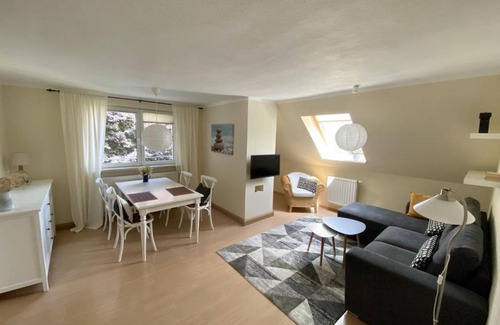 Schleiz Apartment | NEU! Moderne Fewo Schieke