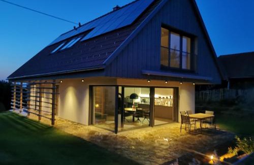 Eibiswald House | Neues stilvolles Ferienhaus Südsteiermark in ruhiger Lage top Aussicht inkl Wallbox