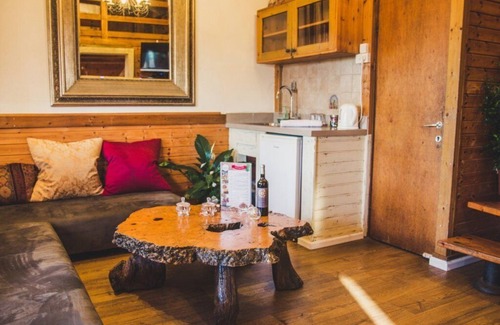 Beer Tuvia Bed & Breakfast | Neve Bar boutique hotel in the village
